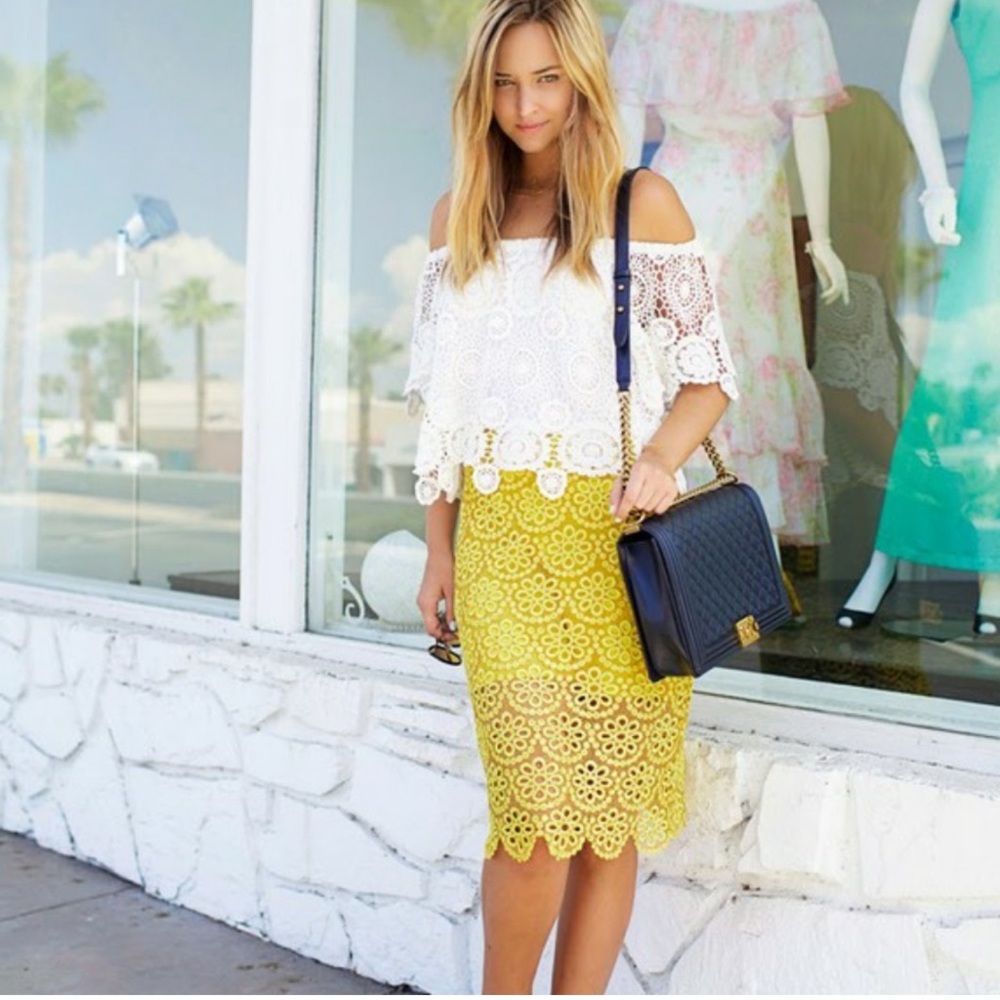 ALEXIS Intermix *Larissa* yellow floral crochet lace embroidered pencil skirt S